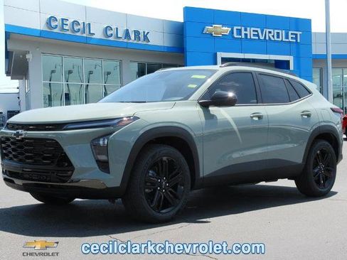 New 2026 Chevrolet Trax ACTIV FWD image 1