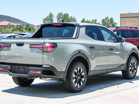 New 2025 Hyundai Santa Cruz SE image 4