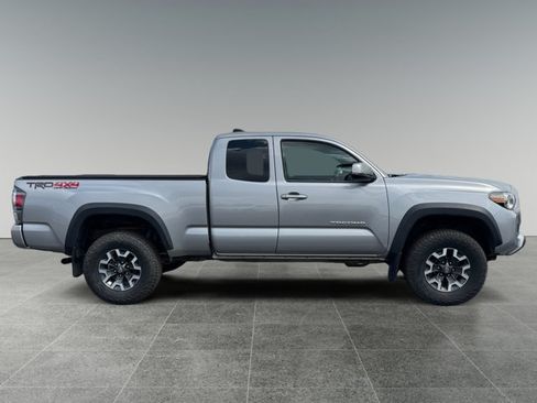 Certified 2021 Toyota Tacoma TRD Off-Road w/ Technology Package AWD/4WD image 6