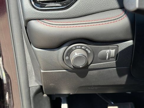 Used 2024 Dodge Durango GT AWD/4WD image 18