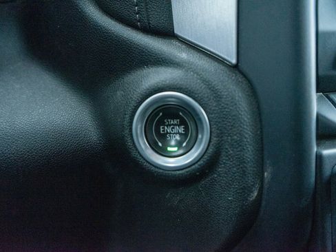 Used 2021 GMC Sierra 2500 SLE w/ SLE Value Package; image 20