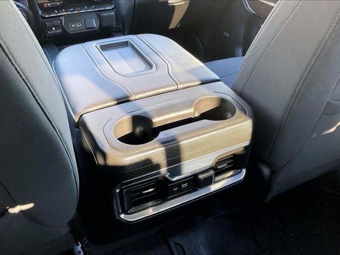 Used 2020 GMC Sierra 1500 Elevation w/ Elevation Value Package image 24