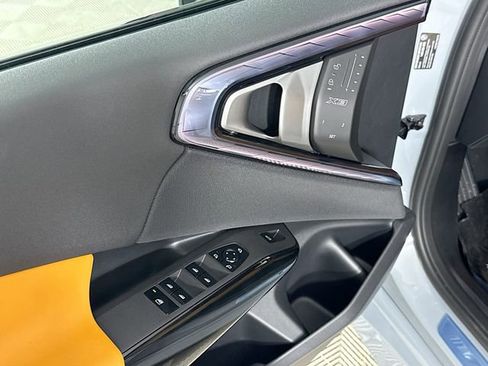 New 2026 BMW X3 M50 w/ Premium Package image 17