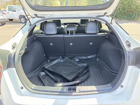 Used 2018 Toyota Prius Four Touring w/ Premium Convenience Package image 12