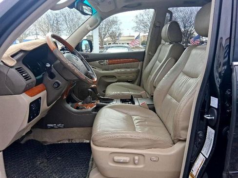 Used 2004 Lexus GX 470 image 12
