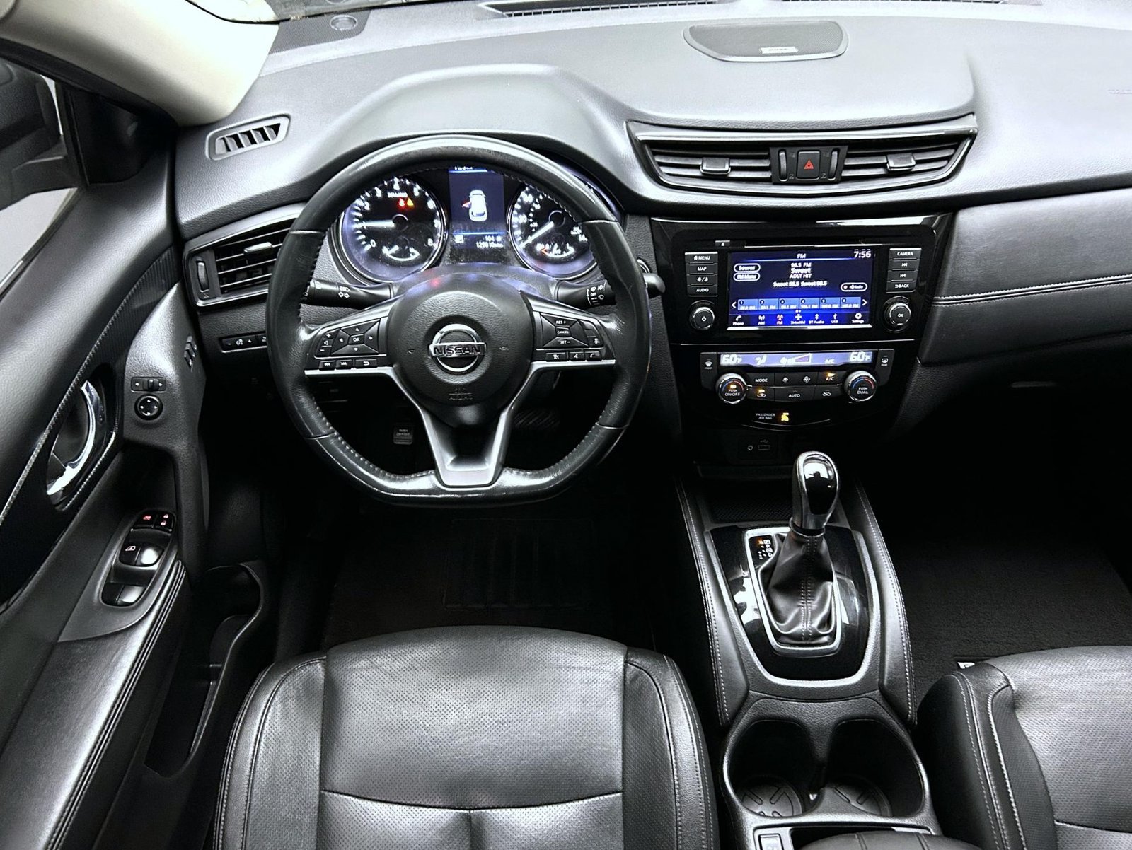 Used 2018 Nissan Rogue SL AWD/4WD image 14