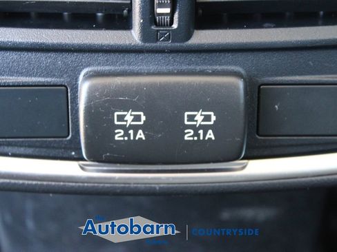 Used 2023 Subaru Forester Premium AWD/4WD image 25