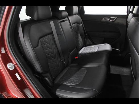 Used 2023 Kia Sportage X-Line w/ X-Line Premium Package AWD/4WD image 19