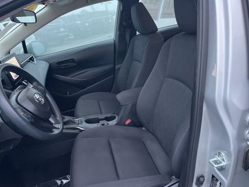 Used 2024 Toyota Corolla LE image 8