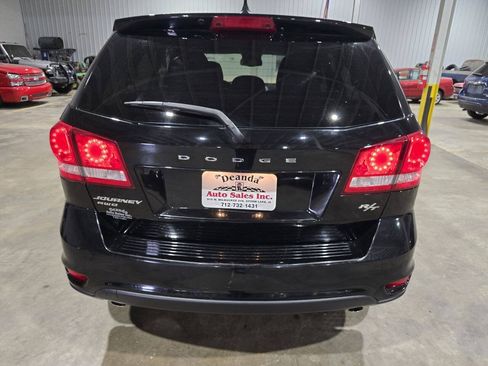 Used 2015 Dodge Journey R/T w/ Flexible Seating Group AWD/4WD image 9