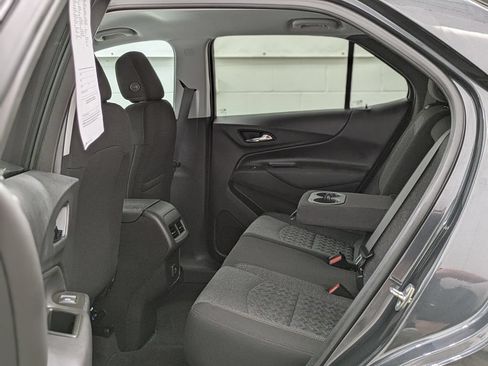 Used 2023 Chevrolet Equinox LT AWD/4WD image 11