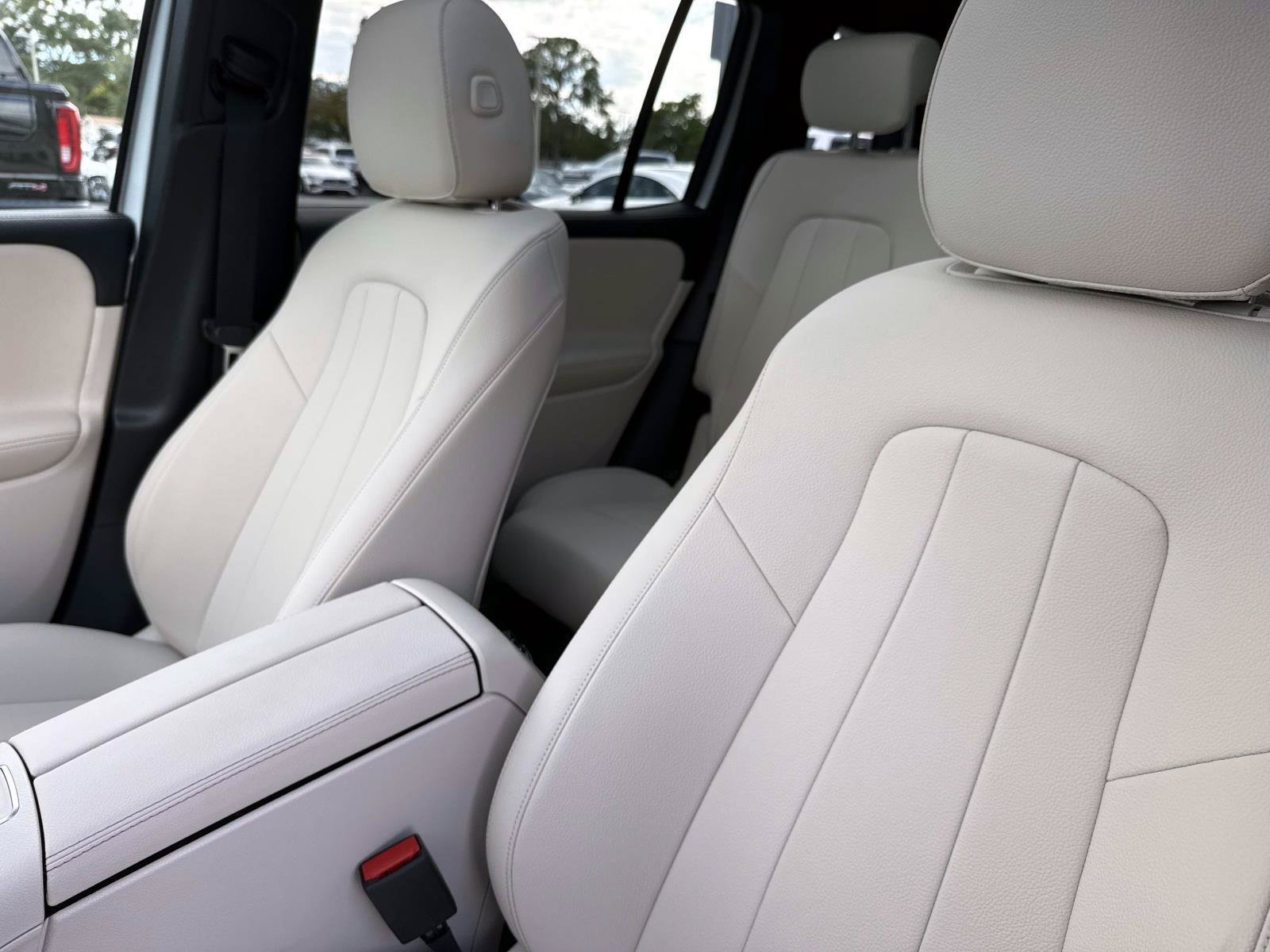 Certified 2025 Mercedes-Benz GLB 250 image 22