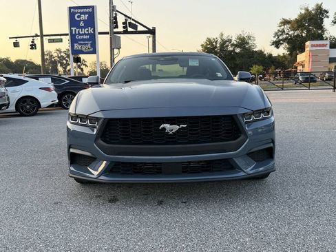 Used 2025 Ford Mustang Premium RWD image 3