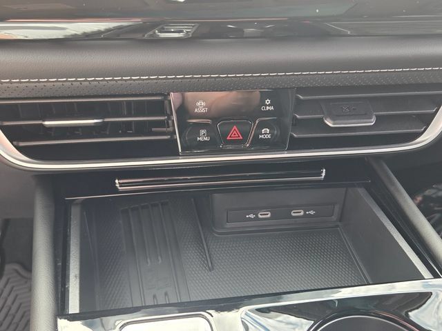 Used 2026 Volkswagen Atlas SE FWD image 24
