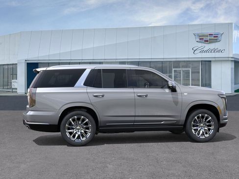 New 2026 Cadillac Escalade Luxury image 5