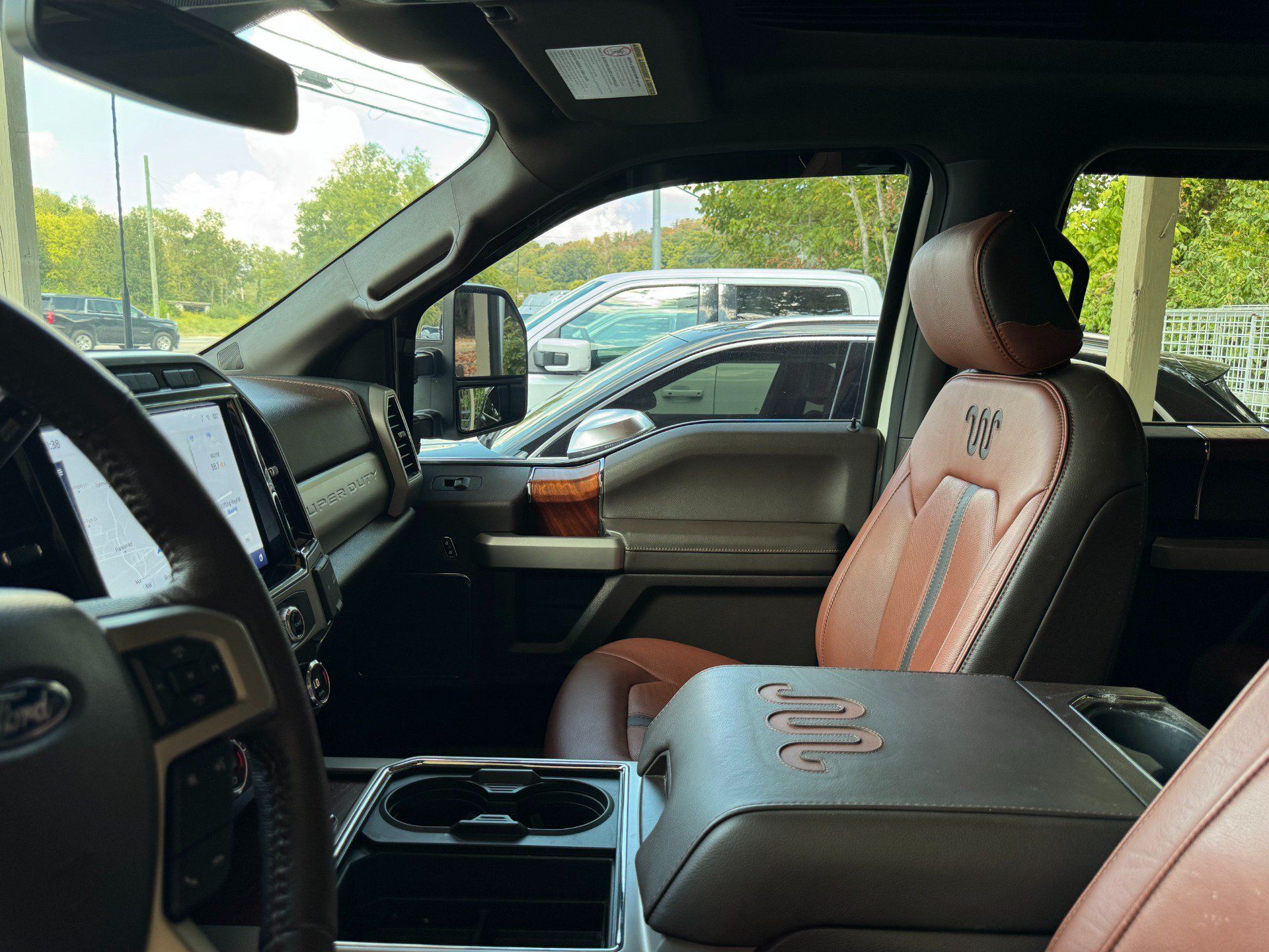 Used 2022 Ford F350 King Ranch w/ King Ranch Ultimate Package AWD/4WD image 12