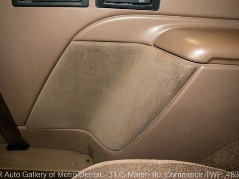 Used 1996 Ford Bronco XLT image 39