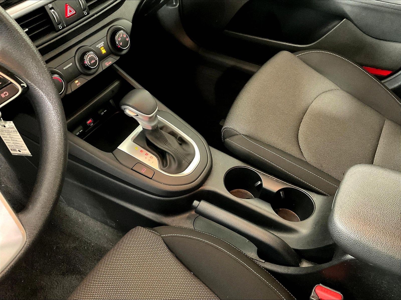 Used 2023 Kia Forte LXS w/ LXS Technology Package FWD image 18