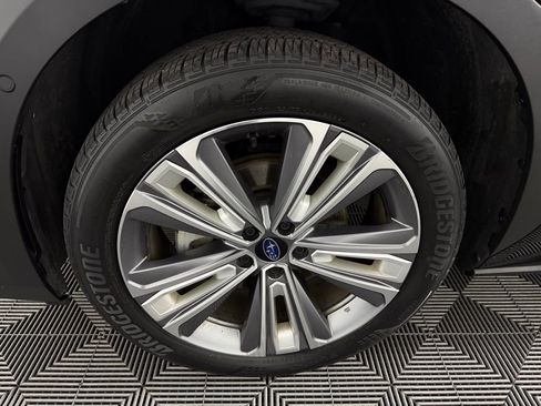 Used 2023 Subaru Solterra Limited image 12