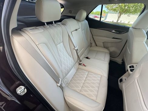 Certified 2023 Buick Envision Avenir FWD image 27