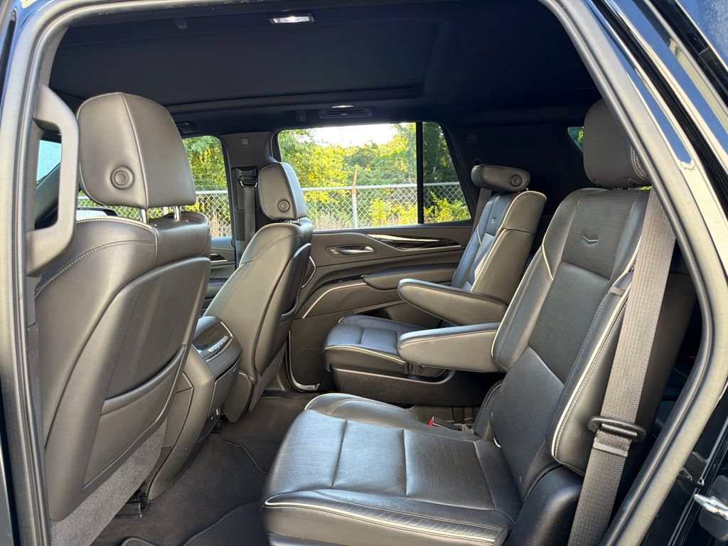 Used 2021 Cadillac Escalade Sport w/ Driver Assist Tech Package AWD/4WD image 21