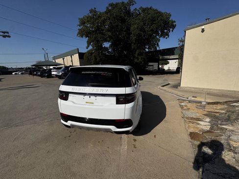 Certified 2025 Land Rover Discovery Sport S AWD/4WD image 5