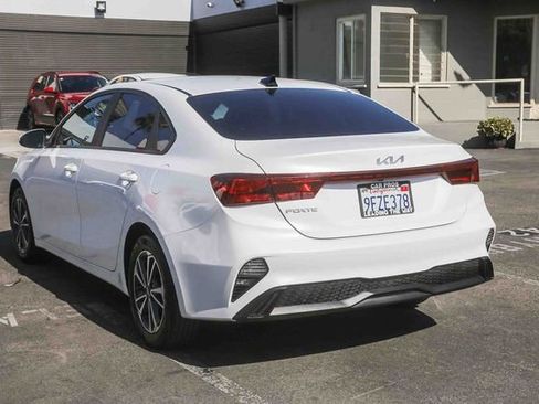 Used 2023 Kia Forte LXS image 10