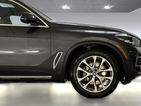 Certified 2023 BMW X5 sDrive40i w/ Climate Comfort Package image 35