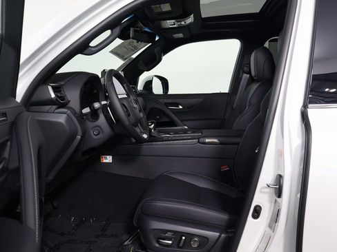 New 2026 Lexus LX 600 4WD w/ Luxury Package image 5