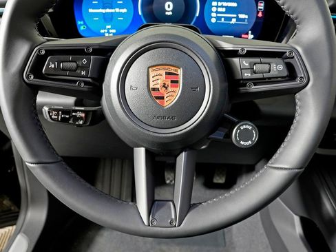 New 2026 Porsche Macan 4 Electric image 23