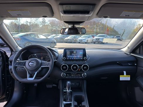 New 2025 Nissan Sentra SV image 27