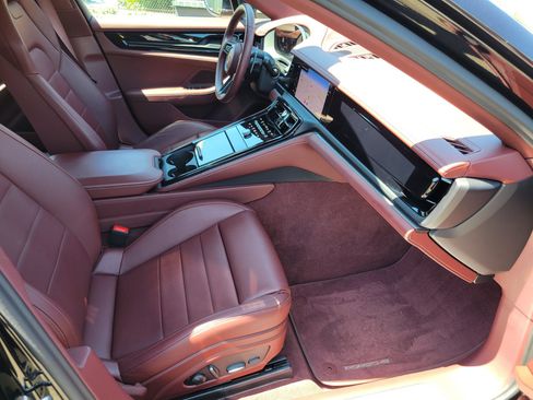 Used 2026 Porsche Panamera 4 AWD/4WD image 27