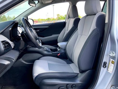 Used 2023 Subaru Outback Premium image 8