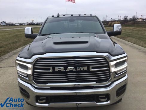Used 2023 RAM 3500 Laramie image 10