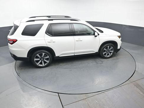 Used 2023 Honda Pilot Elite image 41