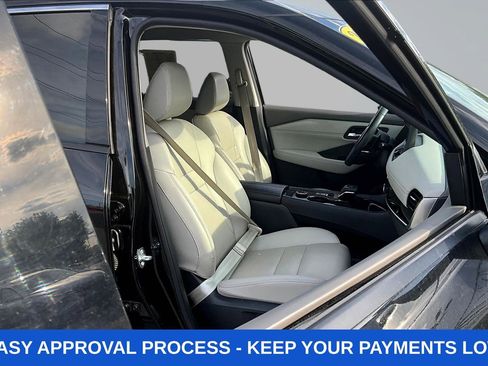 Used 2024 Nissan Rogue SL AWD/4WD image 37