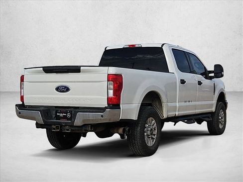 Used 2019 Ford F250 XLT w/ XLT Value Package image 5