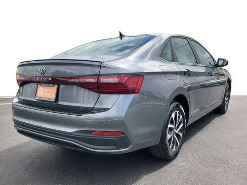 Certified 2025 Volkswagen Jetta S FWD image 6