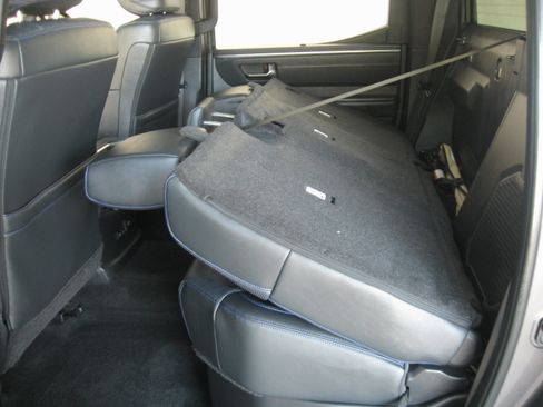 Used 2022 Toyota Tundra Platinum image 22