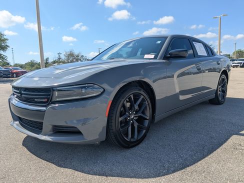 Used 2023 Dodge Charger SXT w/ Blacktop Package RWD image 8