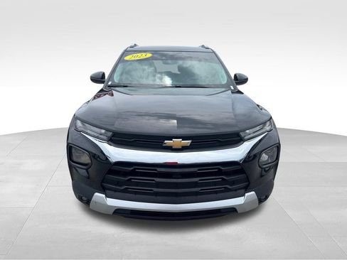 Used 2023 Chevrolet TrailBlazer LT w/ Convenience Package FWD image 8