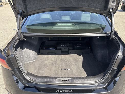 Used 2024 Nissan Altima 2.5 SR image 20