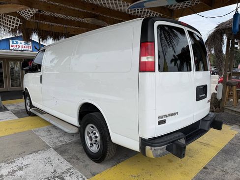Used 2019 GMC Savana 2500 w/ Driver Convenience Package RWD image 7