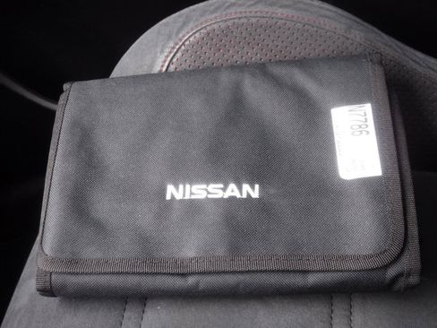 Used 2014 Nissan Juke NISMO w/ Interior Illumination Package image 32