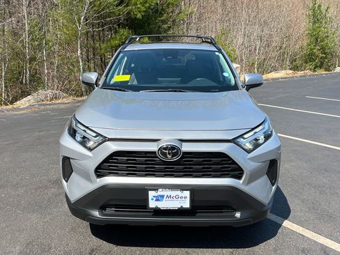 Used 2023 Toyota RAV4 XLE w/ Convenience Package image 8