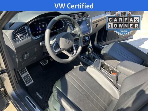 Certified 2023 Volkswagen Tiguan SE R-Line image 15