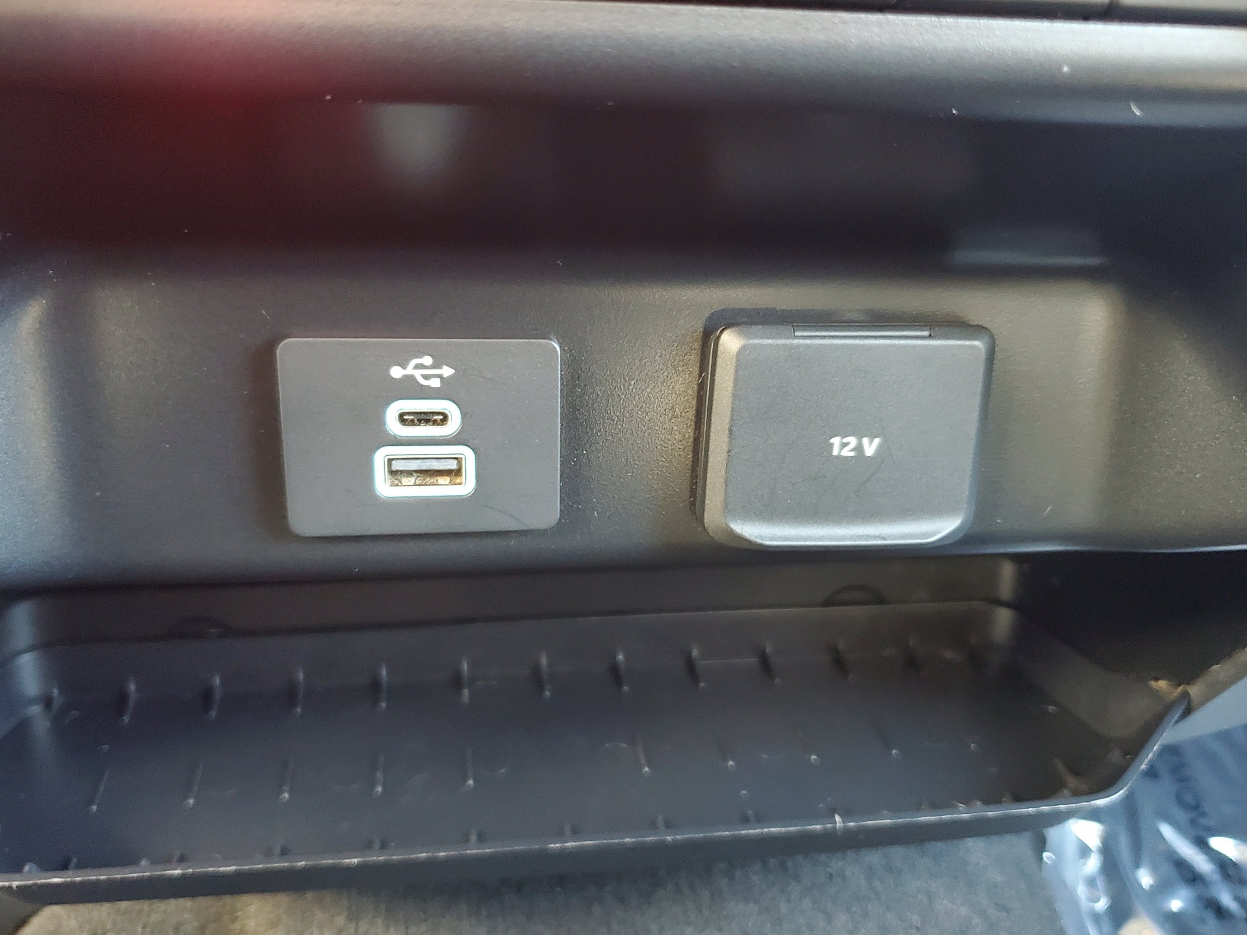Used 2024 Ford F350 XLT w/ Black Appearance Package AWD/4WD image 25