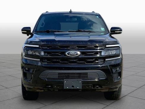 Certified 2022 Ford Expedition Limited image 4