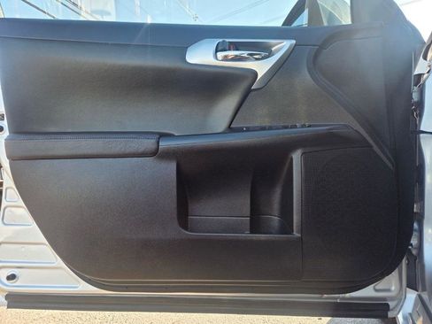 Used 2013 Lexus CT 200h w/ Premium Pkg w/Backup Camera FWD image 22