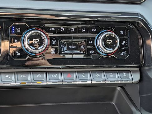 New 2026 GMC Sierra 1500 AT4X AWD/4WD image 18